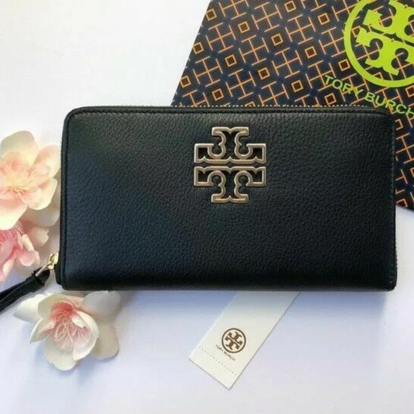 New Tory Burch Britten zip continental wallet Pebble Leather Black gold hardware - Picture 1 of 7